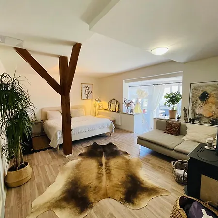 Daire Flat With Heart And Art Nearby Centre Of The *