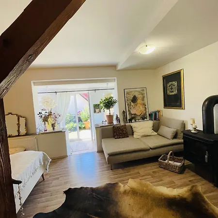 Flat With Heart And Art Nearby Centre Of The Prague