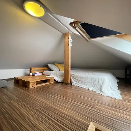 Apartment Flat With Heart And Art Nearby Centre Of The