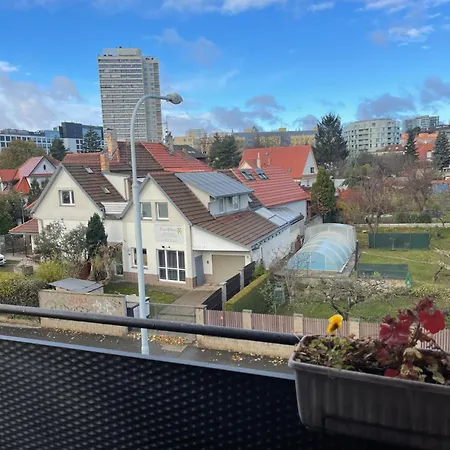 Apartment Flat With Heart And Art Nearby Centre Of The Prague