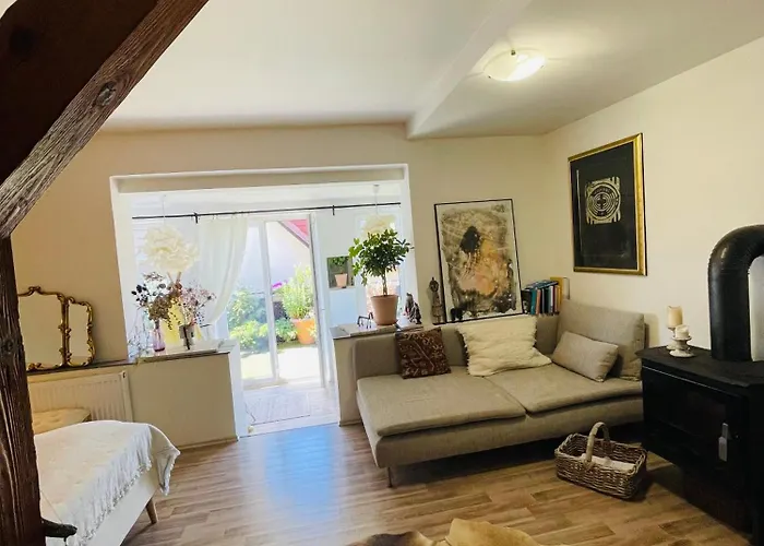 Flat With Heart And Art Nearby Centre Of The Prague