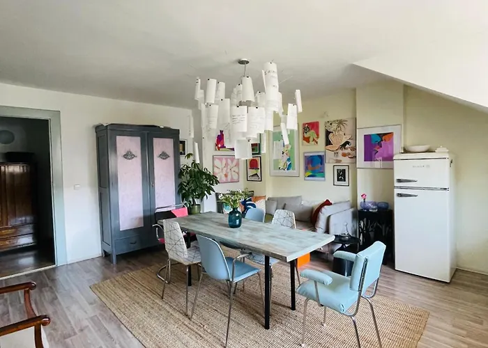 Apartment Flat With Heart And Art Nearby Centre Of The Prague